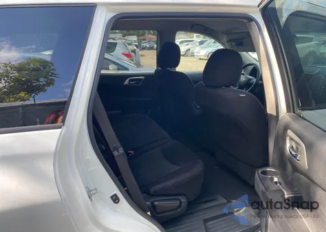 2014 Nissan Pathfinder Platinum/S/Sl/Sv z USA, uszkodzony, nr VIN 5N1AR2MN5EC686386